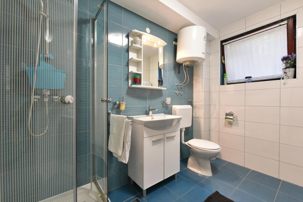 Lovely Apartment In The Groundfloor Zadar Luaran gambar